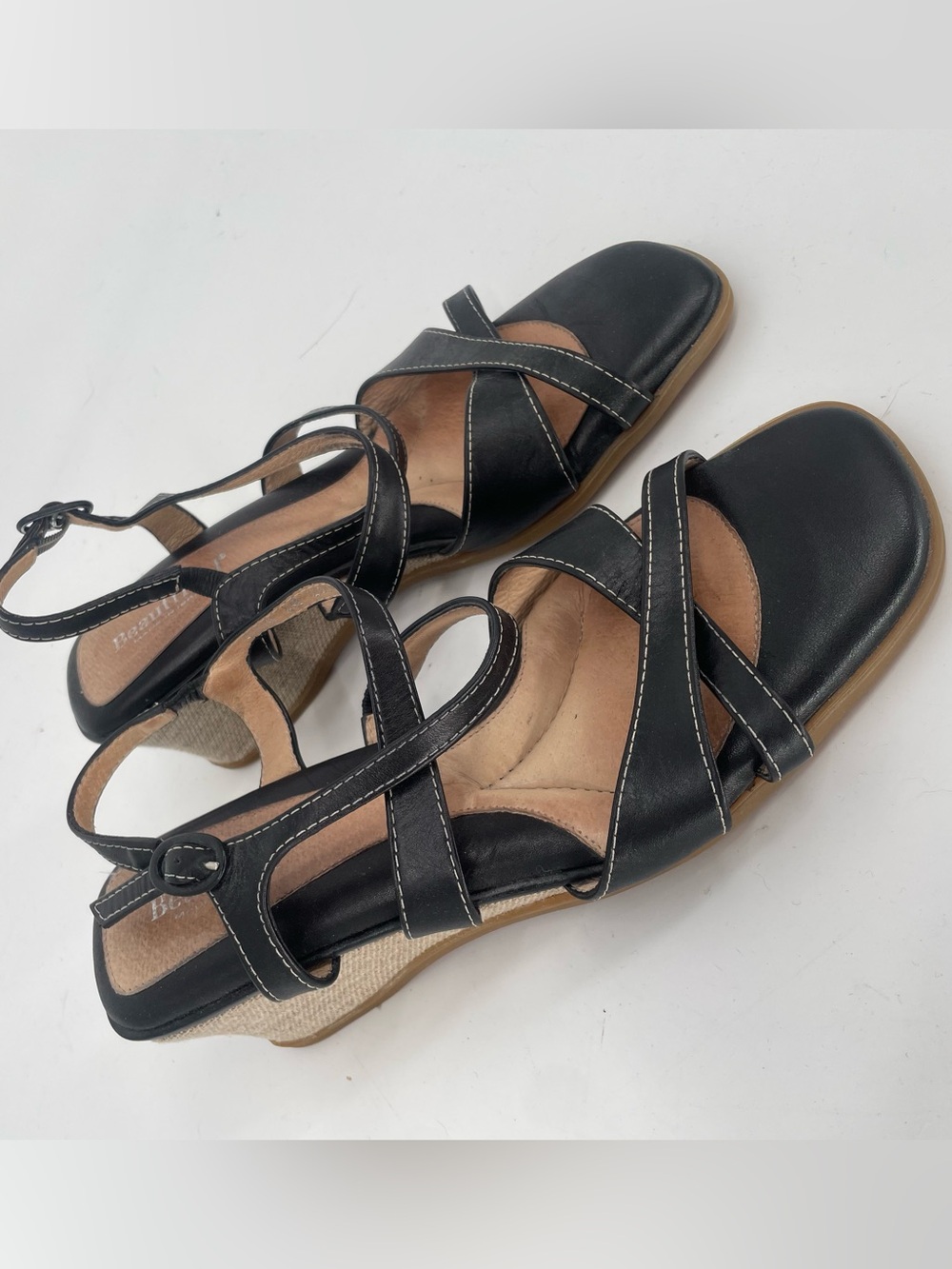 BeautiFeel Criss Cross Strap Cushioned Low Wedge Sandals Contrast Stitching - Picture 5 of 8